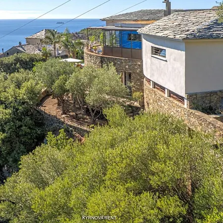 Casa Di A Scala Erbalunga (Corsica)